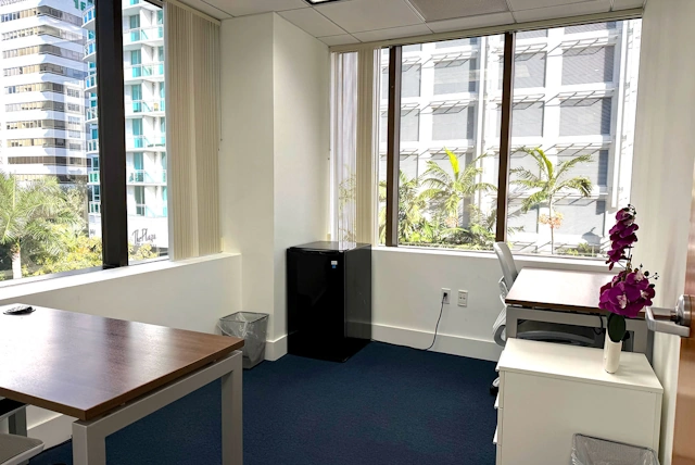 Flexible Office Rent and Virtual Offices in Miami Brickell carosello 4