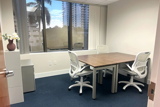 Flexible Office Rent and Virtual Offices in Miami Brickell carosello 6